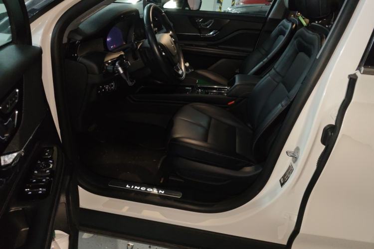 Used Lincoln Corsair 2022 Revised Version 2.0T Two-Wheel Drive Premium Edition Driver Seat