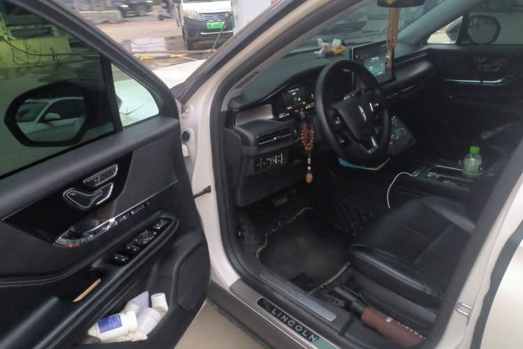 Used Lincoln Corsair 2022 2.0T Two-Wheel Drive Deluxe Edition Driver Seat