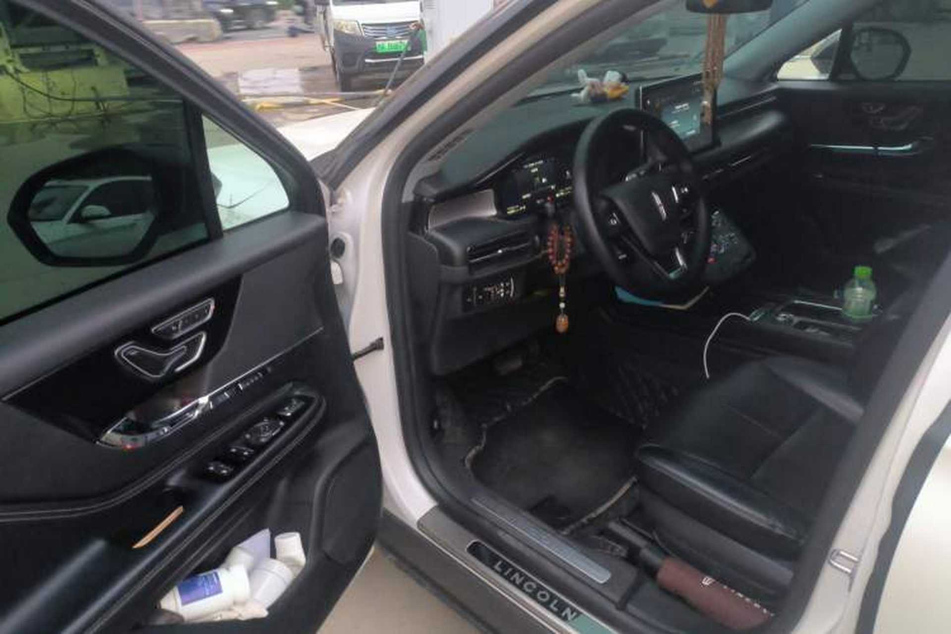 Used Lincoln Corsair 2022 2.0T Two-Wheel Drive Deluxe Edition Driver Seat