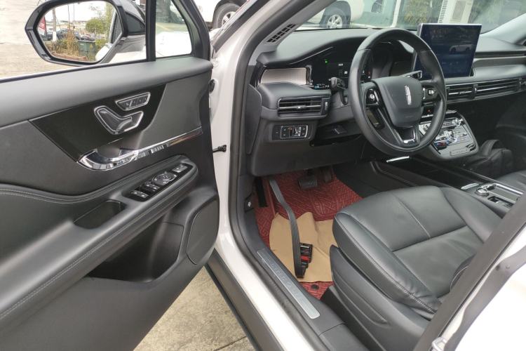 Used Lincoln Corsair 2022 2.0T Two-Wheel Drive Luxury Edition Driver Seat