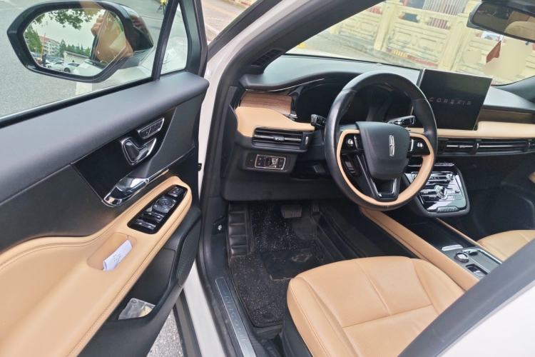 Used Lincoln Corsair 2022 2.0T Two-Wheel Drive Luxury Edition Driver Seat