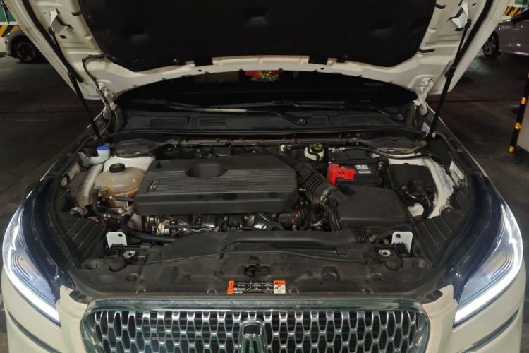 Used Lincoln Corsair 2022 2.0T Two-Wheel Drive Luxury Edition Engine Bay
