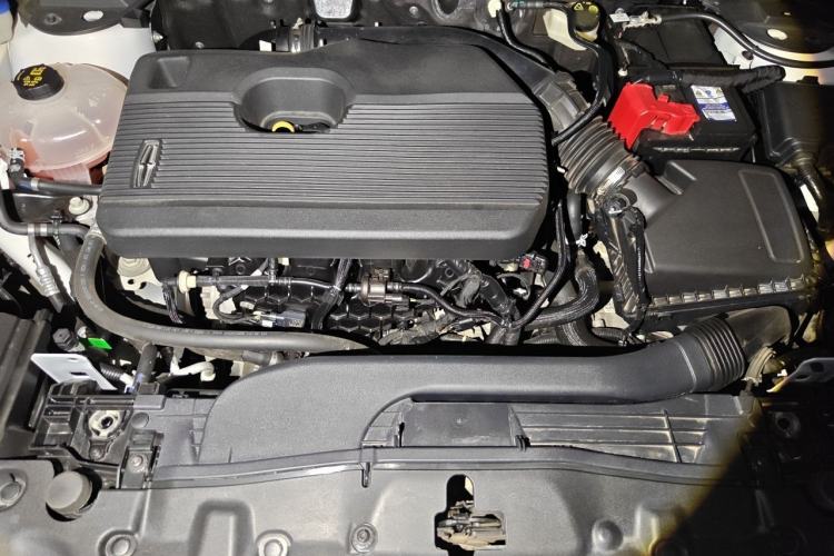 Used Lincoln Corsair 2022 2.0T Two-Wheel Drive Luxury Edition Engine Bay