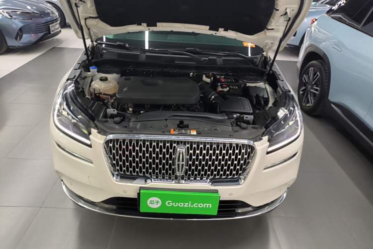Used Lincoln Corsair 2022 2.0T Two-Wheel Drive Deluxe Edition Engine Bay