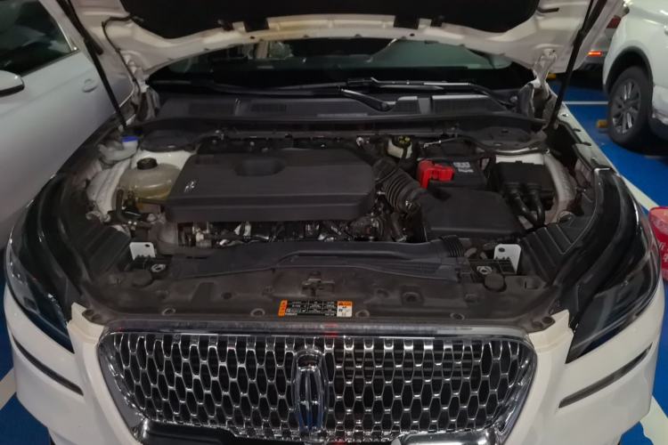 Used Lincoln Corsair 2022 2.0T Two-Wheel Drive Luxury Edition Engine Bay