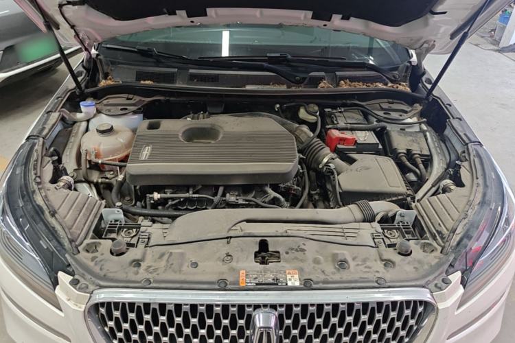 Used Lincoln Corsair 2022 2.0T Two-Wheel Drive Luxury Edition Engine Bay
