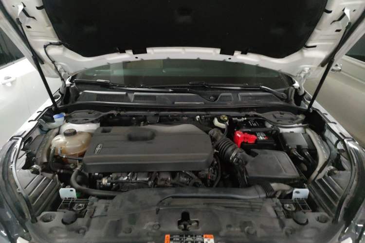 Used Lincoln Corsair 2022 2.0T Two-Wheel Drive Luxury Edition Engine Bay