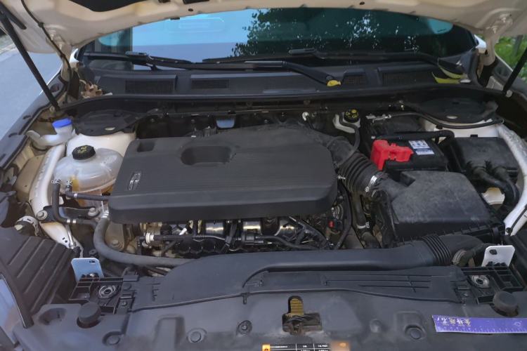 Used Lincoln Corsair 2022 2.0T Two-Wheel Drive Luxury Edition Engine Bay