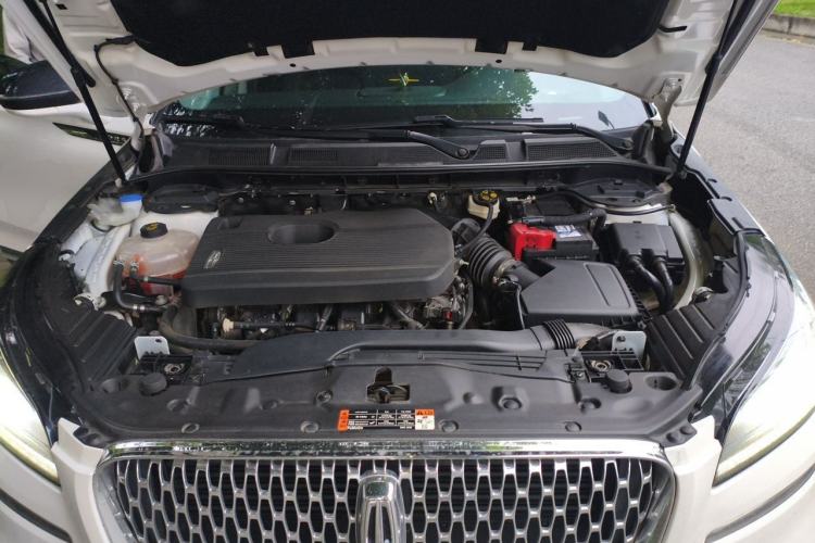 Used Lincoln Corsair 2022 2.0T Two-Wheel Drive Luxury Edition Engine Bay