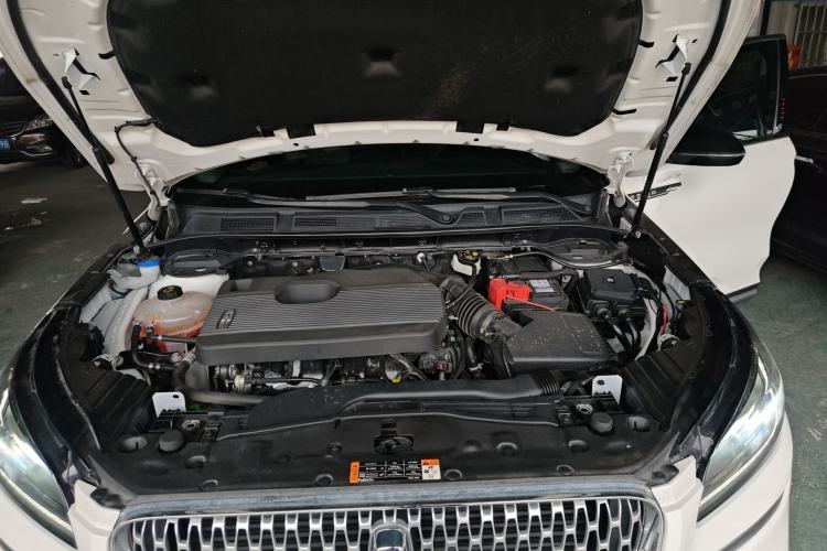 Used Lincoln Corsair 2022 2.0T Two-Wheel Drive Deluxe Edition Engine Bay