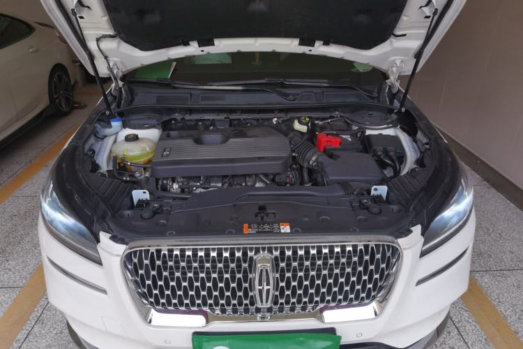 Used Lincoln Corsair 2022 2.0T Four-Wheel Drive Luxury Edition Engine Bay