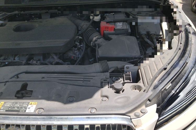 Used Lincoln Corsair 2022 2.0T Two-Wheel Drive Luxury Edition Engine Bay Left