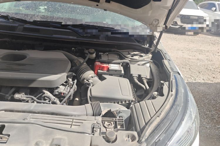 Used Lincoln Corsair 2022 Revised Version 2.0T Two-Wheel Drive Premium Edition Engine Bay Left