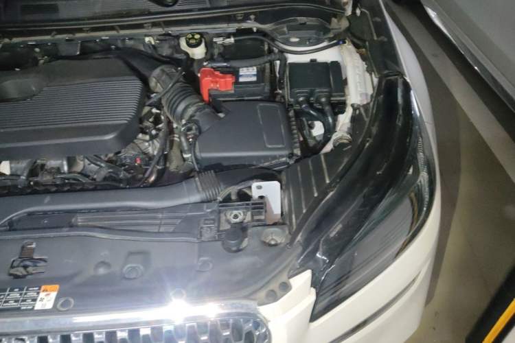 Used Lincoln Corsair 2022 Revised Version 2.0T Two-Wheel Drive Luxury Edition Engine Bay Left