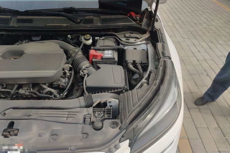 Used Lincoln Corsair 2022 Revised Version 2.0T Two-Wheel Drive Premium Edition Engine Bay Left