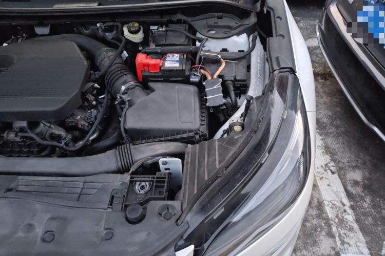 Used Lincoln Corsair 2022 Revised Version 2.0T Two-Wheel Drive Luxury Edition Engine Bay Left