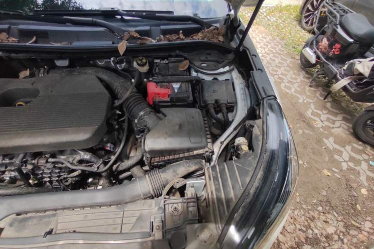 Used Lincoln Corsair 2022 2.0T Two-Wheel Drive Deluxe Edition Engine Bay Left