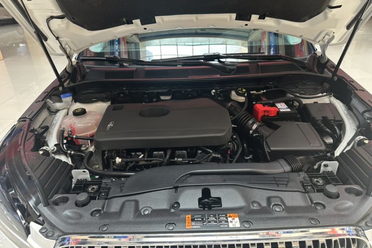 Used Lincoln Corsair 2022 2.0T Two-Wheel Drive Luxury Edition Engine Bay