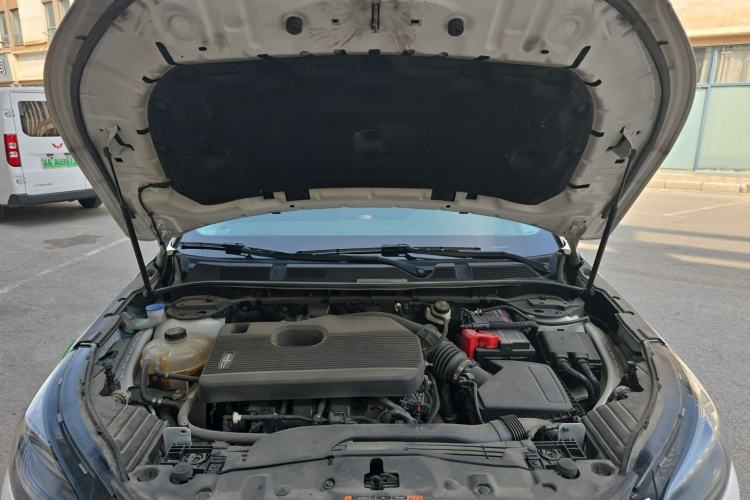 Used Lincoln Corsair 2022 2.0T Two-Wheel Drive Deluxe Edition Engine Bay