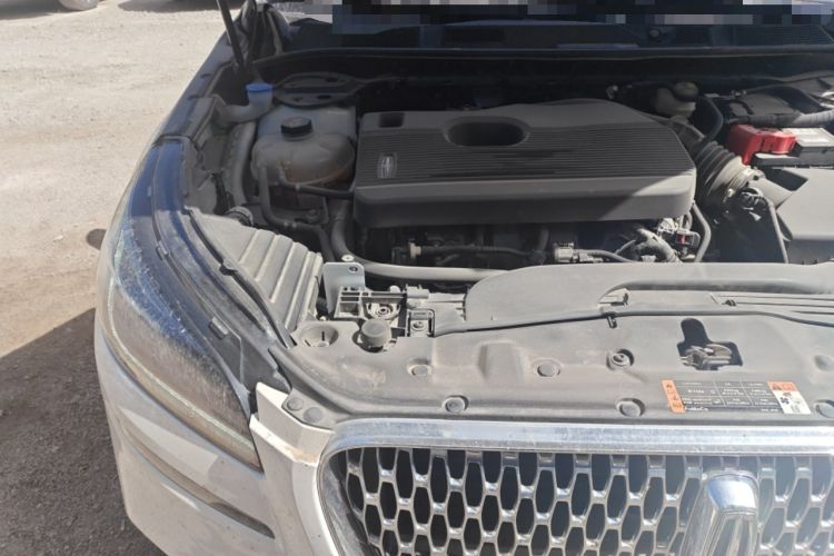 Used Lincoln Corsair 2022 Revised Version 2.0T Two-Wheel Drive Premium Edition Engine Bay Right