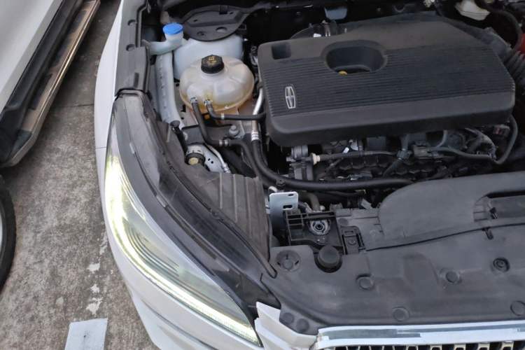 Used Lincoln Corsair 2022 Revised Version 2.0T Two-Wheel Drive Luxury Edition Engine Bay Right