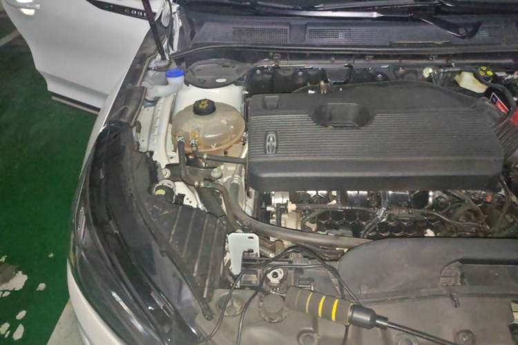 Used Lincoln Corsair 2022 2.0T Two-Wheel Drive Deluxe Edition Engine Bay Right