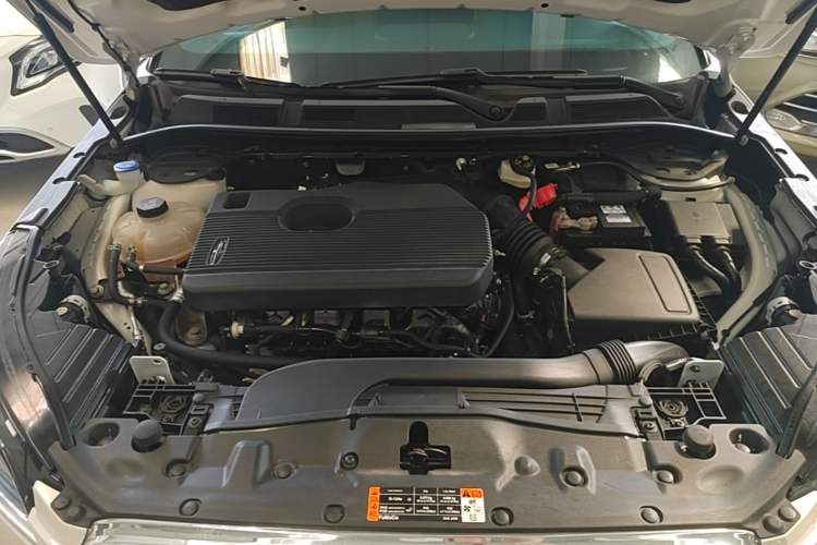Used Lincoln Corsair 2022 2.0T Two-Wheel Drive Luxury Edition Engine Bay