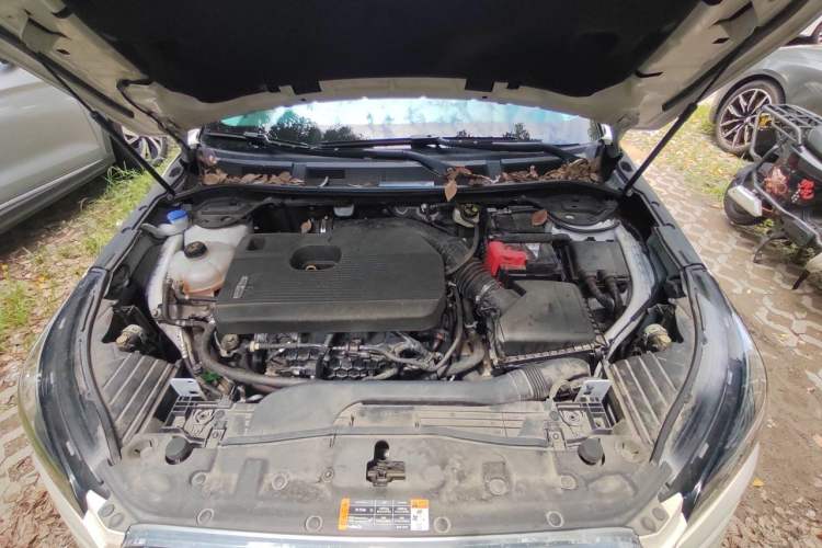 Used Lincoln Corsair 2022 2.0T Two-Wheel Drive Deluxe Edition Engine Bay