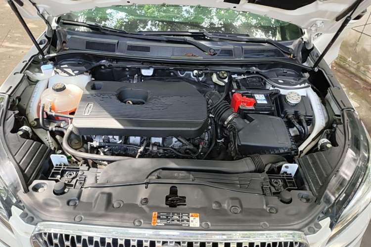 Used Lincoln Corsair 2022 2.0T Two-Wheel Drive Luxury Edition Engine Bay
