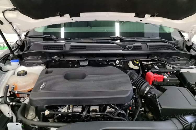 Used Lincoln Corsair 2022 2.0T Two-Wheel Drive Luxury Edition Engine Bay