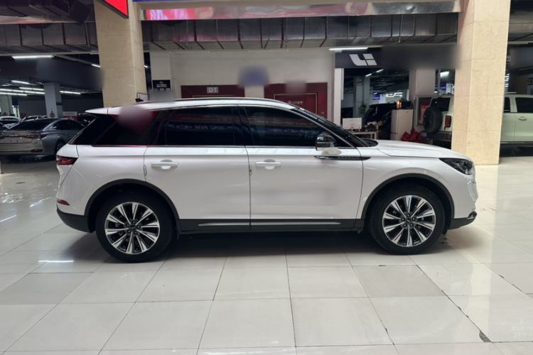 Used Lincoln Corsair 2022 2.0T Two-Wheel Drive Luxury Edition Exterior 2