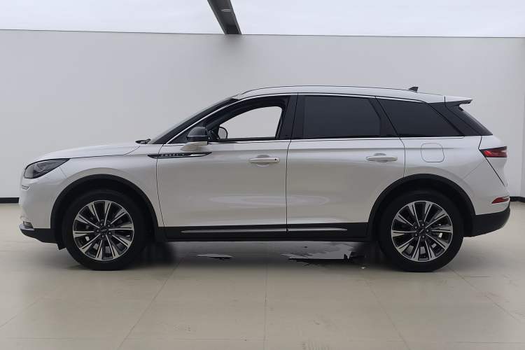 Used Lincoln Corsair 2022 2.0T Two-Wheel Drive Luxury Edition Exterior 3