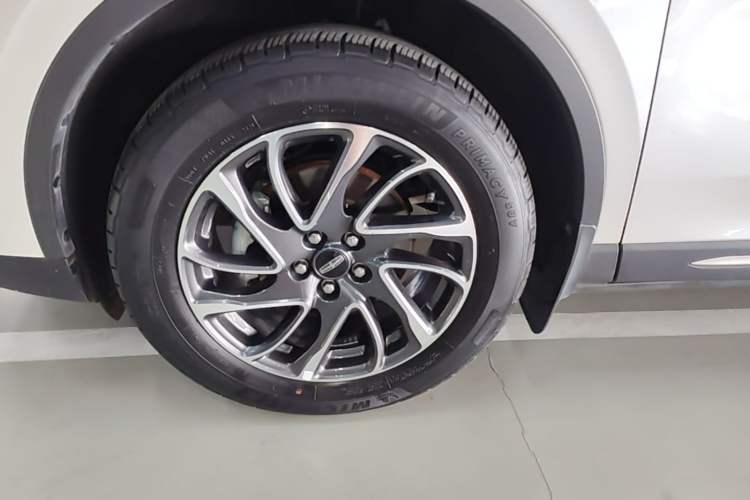Used Lincoln Corsair 2022 2.0T Two-Wheel Drive Deluxe Edition Exterior 4