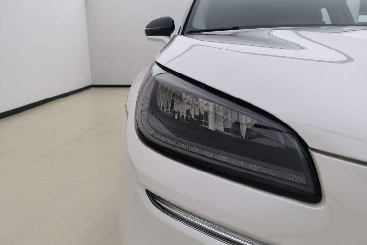 Used Lincoln Corsair 2022 2.0T Two-Wheel Drive Luxury Edition Exterior 6