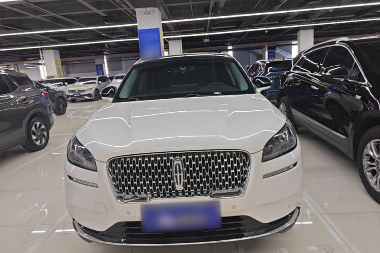Used Lincoln Corsair 2022 2.0T Two-Wheel Drive Deluxe Edition Front
