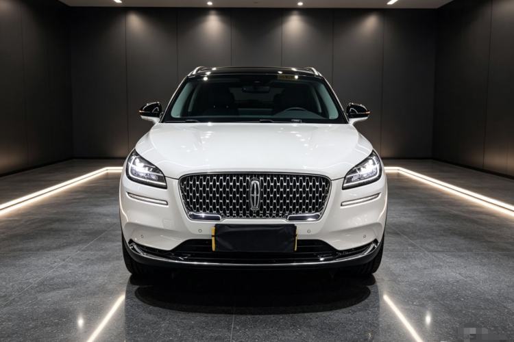 Used Lincoln Corsair 2022 2.0T Two-Wheel Drive Deluxe Edition Front