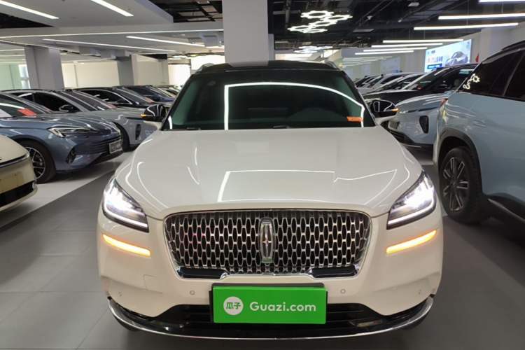 Used Lincoln Corsair 2022 2.0T Two-Wheel Drive Deluxe Edition Front