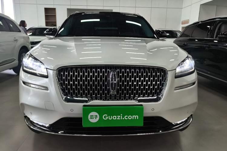 Used Lincoln Corsair 2022 2.0T Two-Wheel Drive Luxury Edition Front