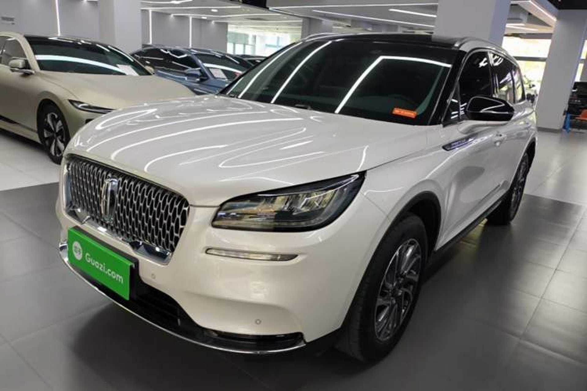Used Lincoln Corsair 2022 2.0T Two-Wheel Drive Deluxe Edition Front Left 45 Deg