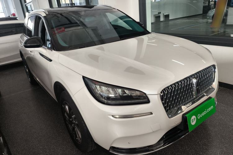 Used Lincoln Corsair 2022 2.0T Two-Wheel Drive Deluxe Edition Front Right 45 Deg