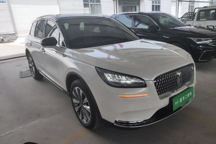 Used Lincoln Corsair 2022 2.0T Two-Wheel Drive Luxury Edition Front Right 45 Deg