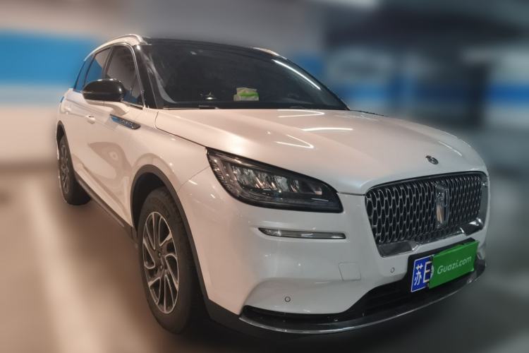 Used Lincoln Corsair 2022 2.0T Two-Wheel Drive Deluxe Edition Front Right 45 Deg