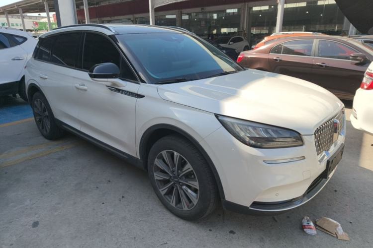 Used Lincoln Corsair 2022 2.0T Two-Wheel Drive Luxury Edition Front Right 45 Deg