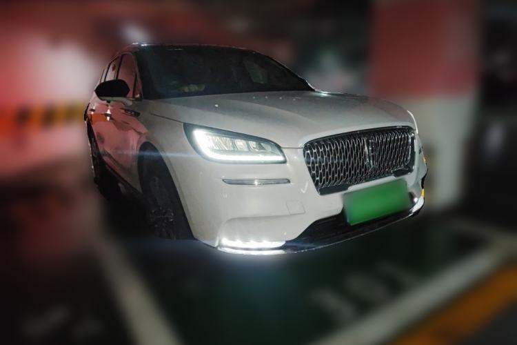 Used Lincoln Corsair 2022 2.0T Two-Wheel Drive Luxury Edition Front Right 45 Deg