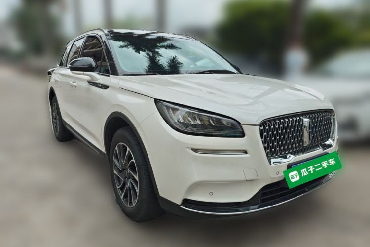 Used Lincoln Corsair 2022 2.0T Two-Wheel Drive Deluxe Edition Front Right 45 Deg