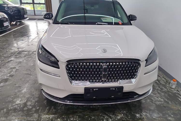 Used Lincoln Corsair 2022 Revised Version 2.0T Two-Wheel Drive Premium Edition Front