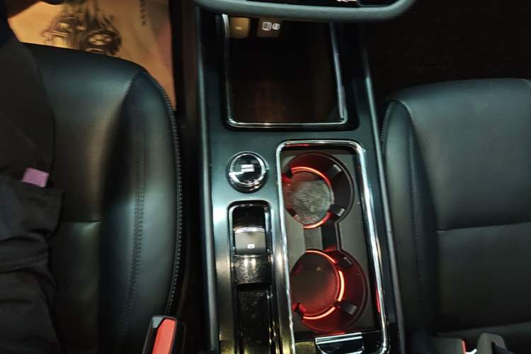 Used Lincoln Corsair 2022 2.0T Two-Wheel Drive Deluxe Edition Gear Lever