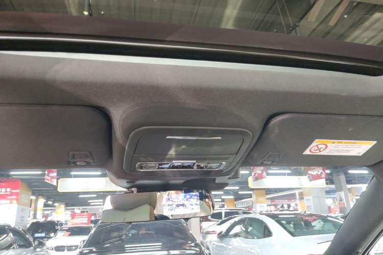 Used Lincoln Corsair 2022 2.0T Four-Wheel Drive Luxury Edition Headliner
