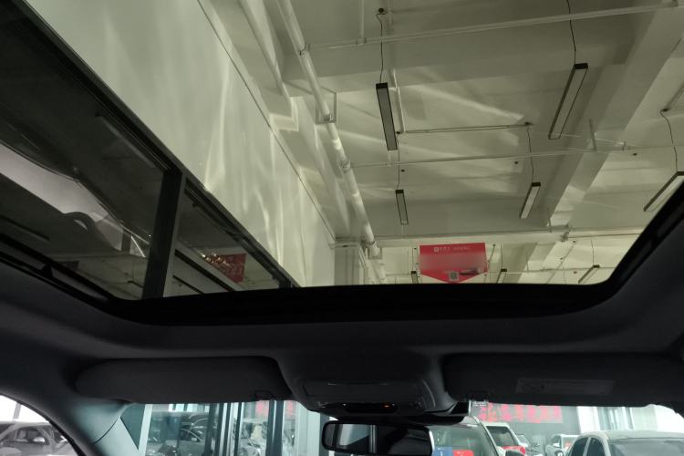 Used Lincoln Corsair 2022 2.0T Two-Wheel Drive Deluxe Edition Headliner
