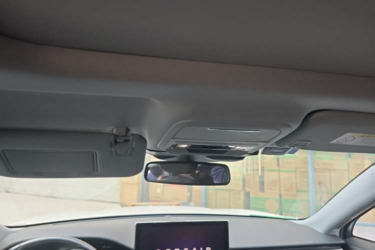 Used Lincoln Corsair 2022 2.0T Two-Wheel Drive Deluxe Edition Headliner